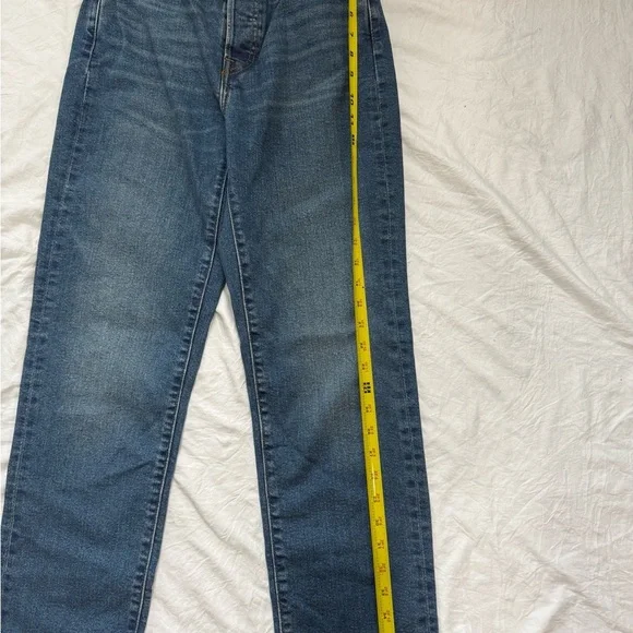 LEVI STRAUSS Classic Blue Denim Jeans - Picture 6 of 12
